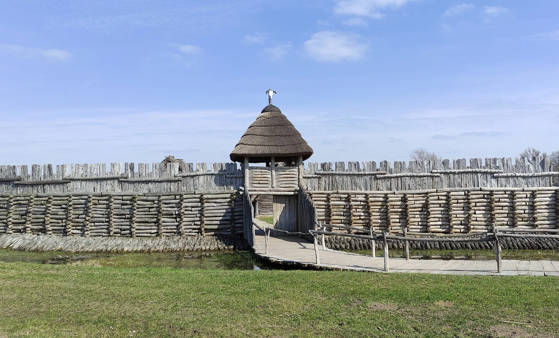The fortified settlement at Biskupin
