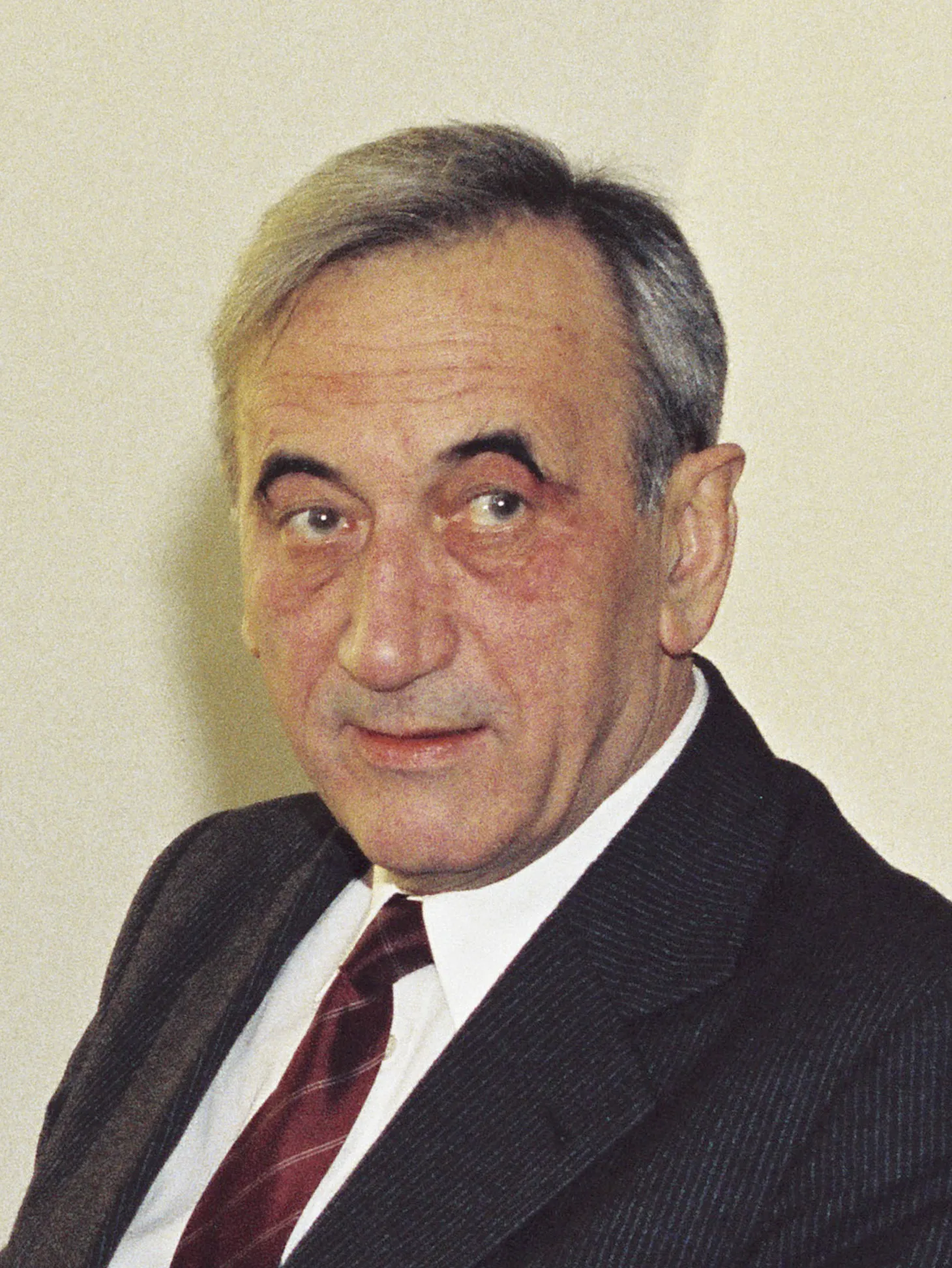 Mazowiecki becomes Prime Minister historical image 1
