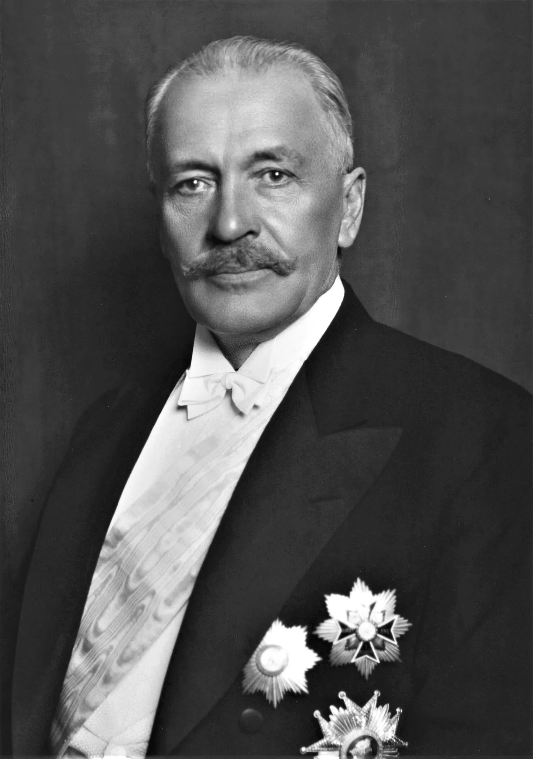 Ignacy Mościcki takes office historical image 1