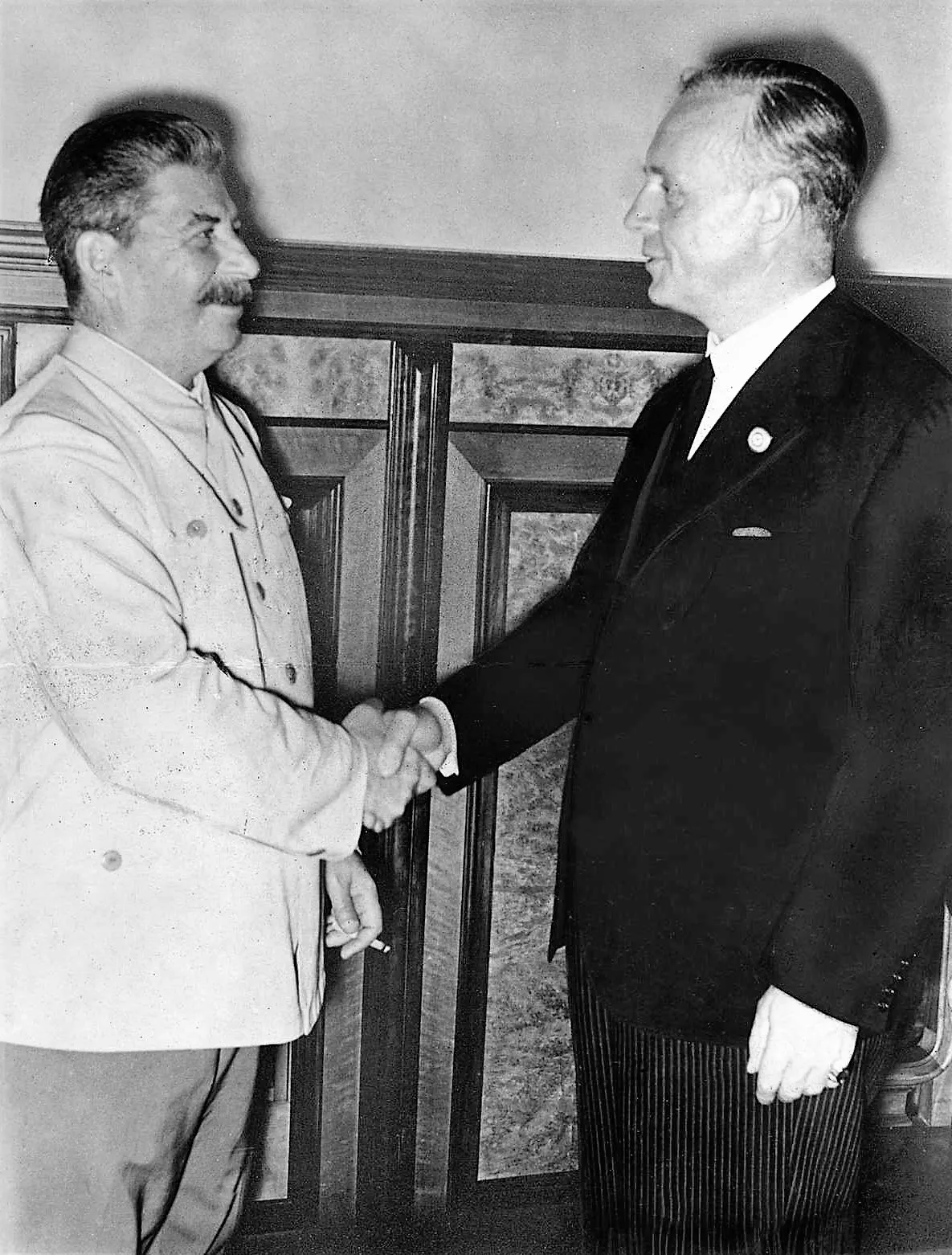 Molotov–Ribbentrop Pact historical image 1