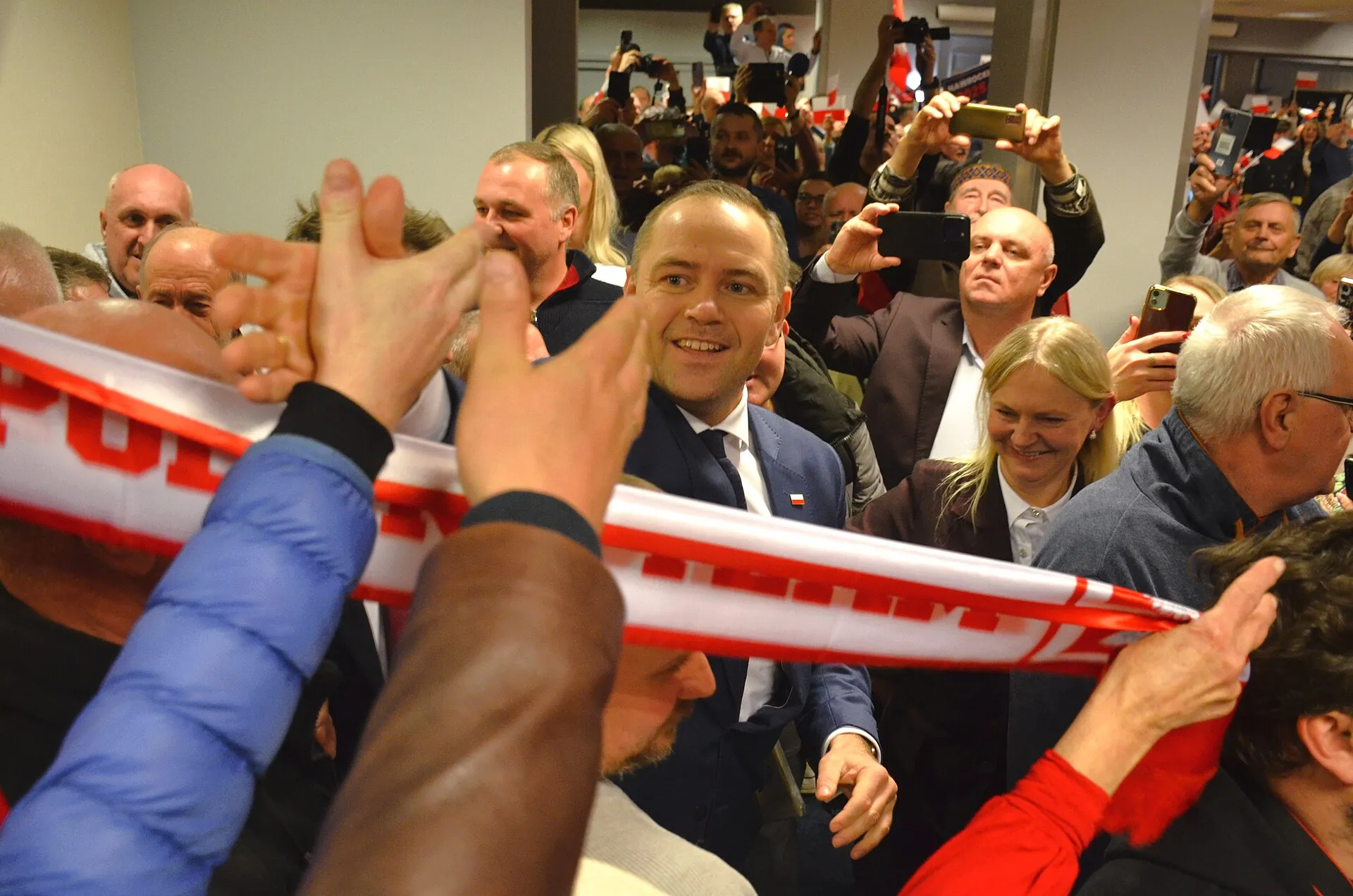 Karol Nawrocki takes office historical image 1